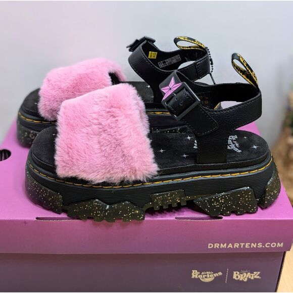Dr. Martens Mattison Bratz Pink Faux Fur & Black Leather Strap Sandals UK 5 NIB - Picture 2 of 14